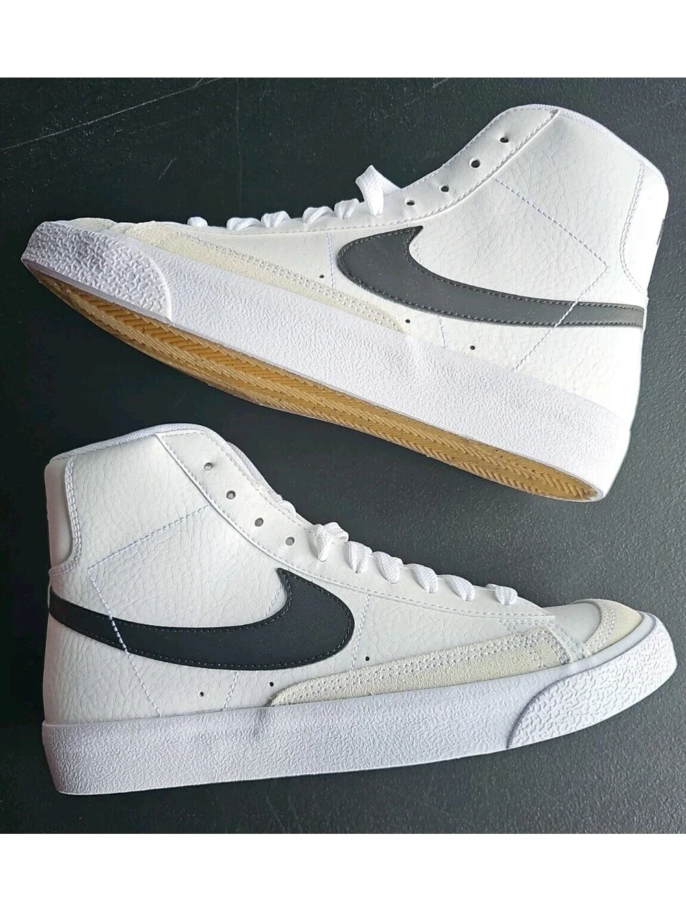 Size 6 (GS) - Nike Blazer Mid 77 White Black
